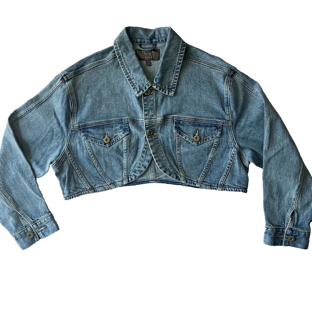 Torrid Festi Cropped Denim Jacket Size 2X 18 20 Curved Hem Light Wash Jean